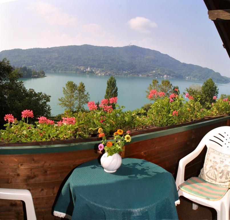 Ferienwohnungen Salmen Portschach am Worthersee Ruang foto